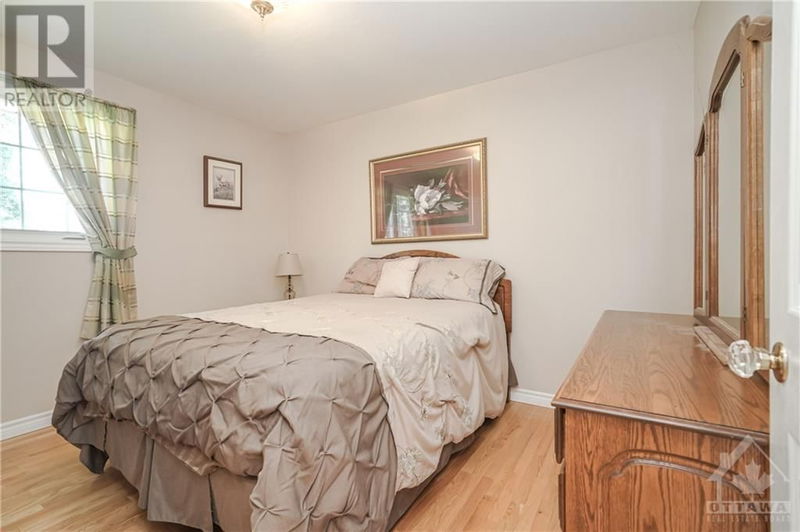 2325 DEMPSEY Avenue  Ottawa, K2C1M1 | Image 13