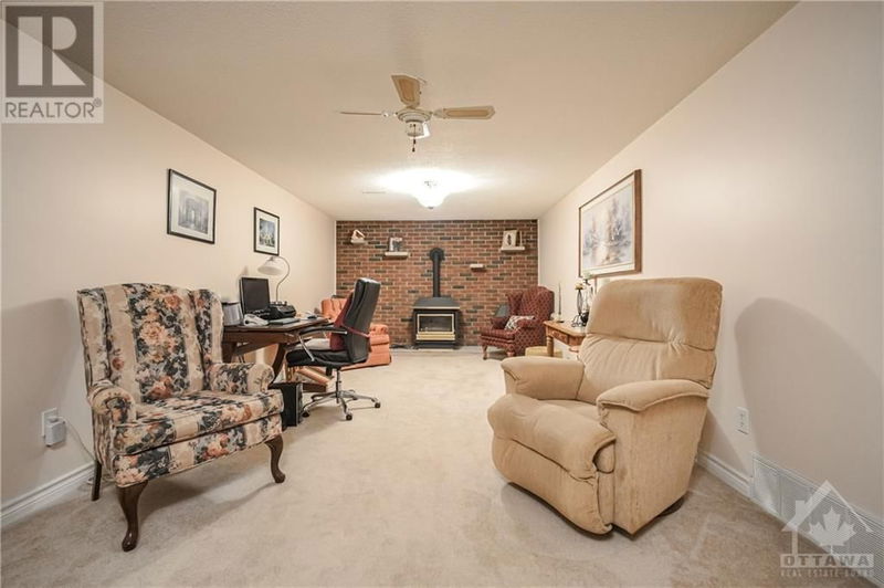 2325 DEMPSEY Avenue  Ottawa, K2C1M1 | Image 20