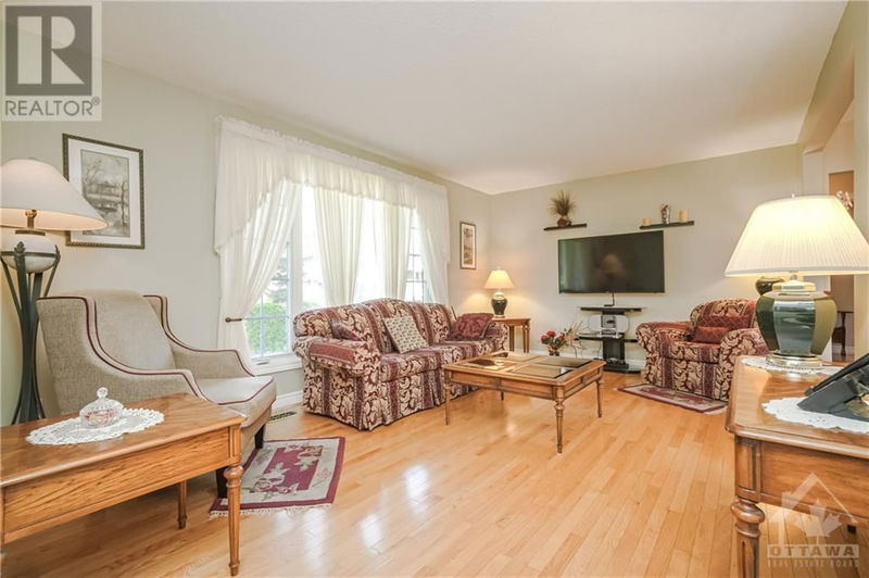 2325 DEMPSEY Avenue  Ottawa, K2C1M1 | Image 6