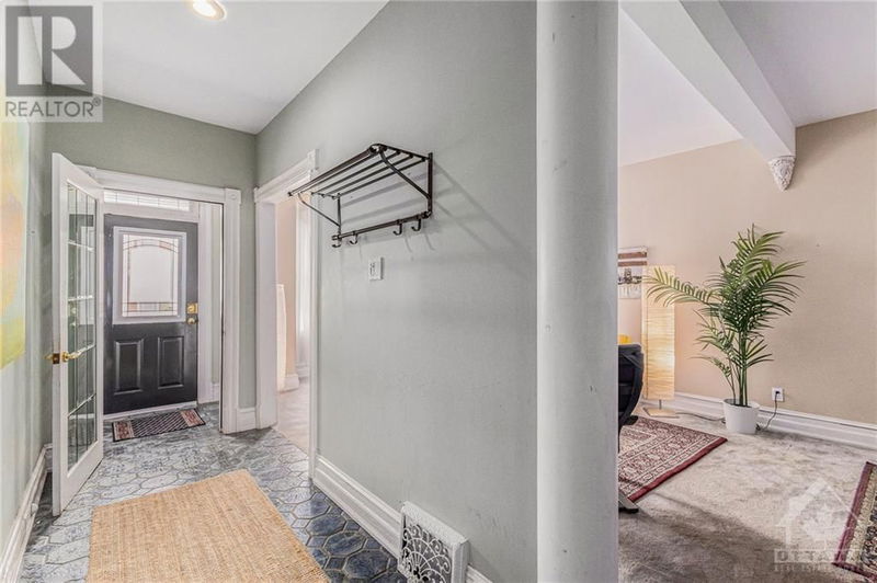 203 ST PATRICK Street  Ottawa, K1N5K2 | Image 2