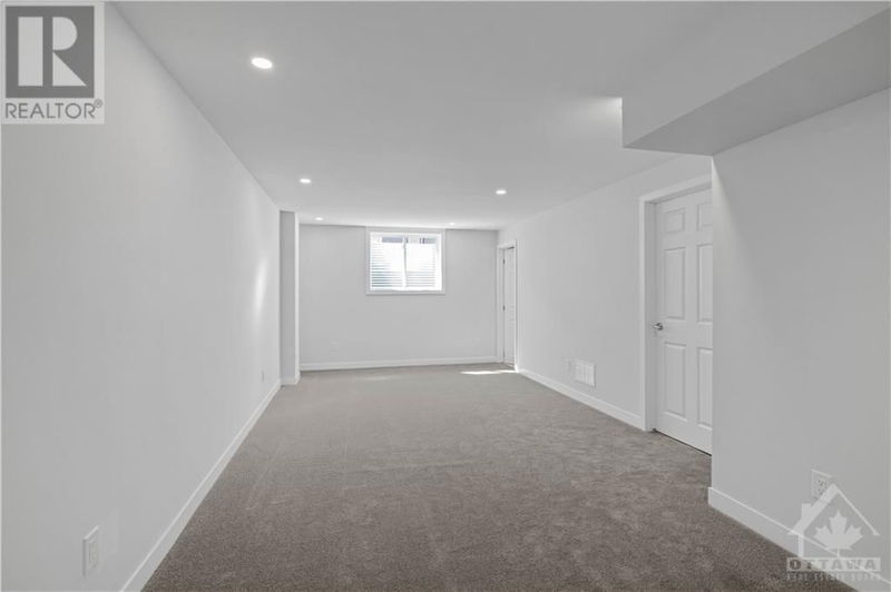 271 BILLRIAN Crescent  Ottawa, K2H6X2 | Image 22