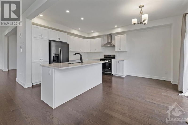 301 CHAMOMILE Way  Ottawa, K1T0X1 | Image 9