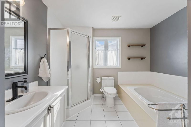 746 MERKLEY Drive  Ottawa, K4A2T8 | Image 20