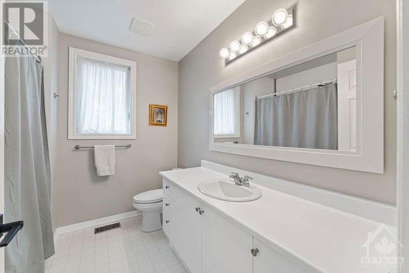 746 MERKLEY Drive  Ottawa, K4A2T8 | Image 24