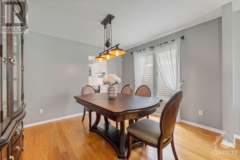 746 MERKLEY Drive  Ottawa, K4A2T8 | Image 6