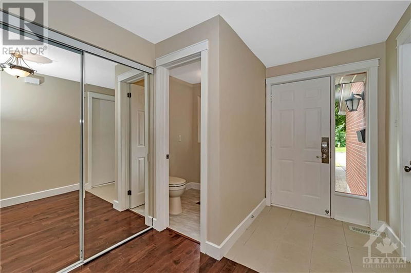 6085 MEADOWHILL Crescent  Ottawa, K1C5R8 | Image 2