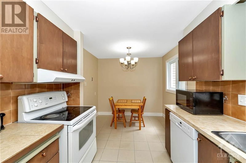 6085 MEADOWHILL Crescent  Ottawa, K1C5R8 | Image 7