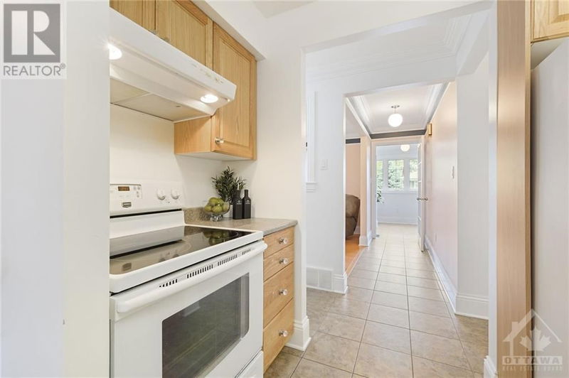 1133 NORMANDY Crescent  Ottawa, K2E5A5 | Image 11