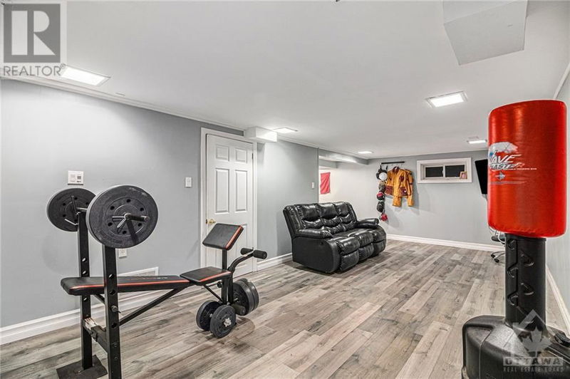 7 EASTPARK Drive  Ottawa, K1B3Z7 | Image 19