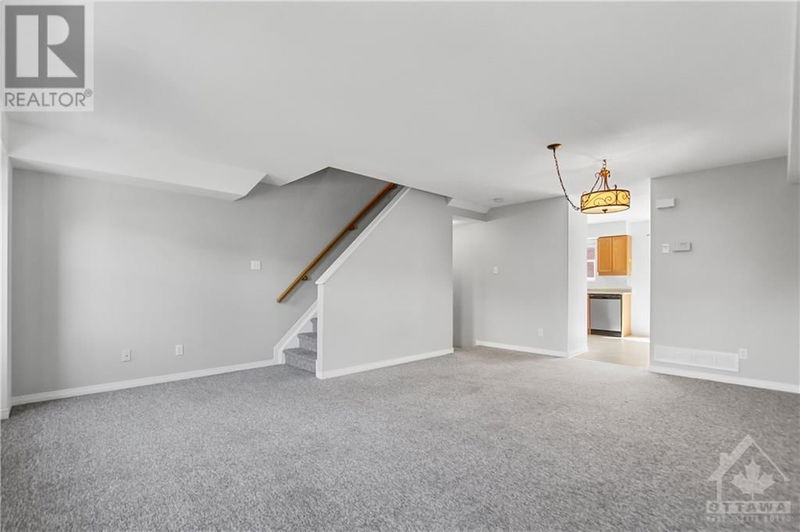 21 GLENHAVEN Private  Ottawa, K1V2B2 | Image 8