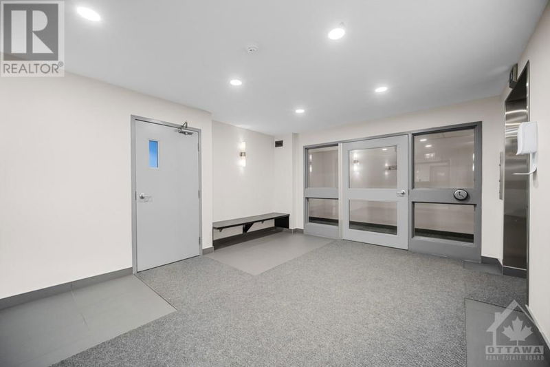  106 - 216 VIEWMOUNT Drive  Ottawa, K2E7X2 | Image 3