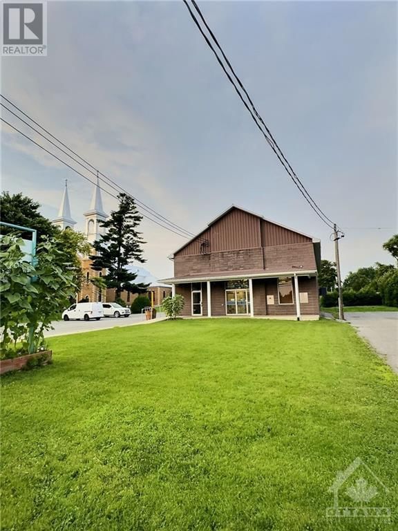 3779 CHAMPLAIN Street  Bourget, K0A1E0 | Image 3