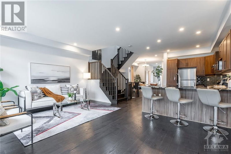 323 LYSANDER Place  Ottawa, K1K3X8 | Image 13