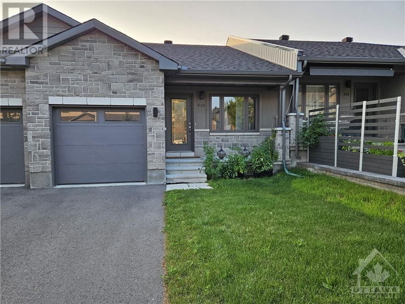 828 REAUME Street  Almonte, K0A1A0 | Image 1