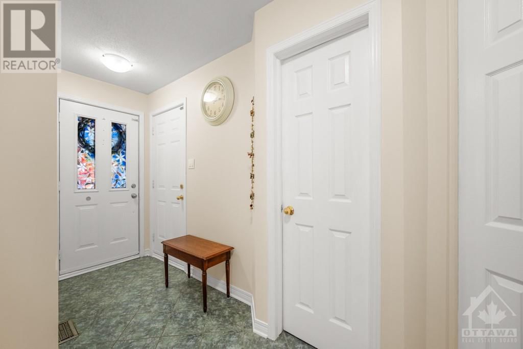 114 LONGSHIRE CIRCLE Image 3