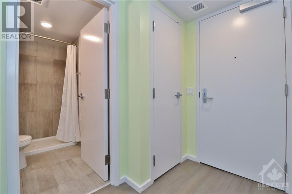 105 CHAMPAGNE AVENUE S UNIT#617 Image 2