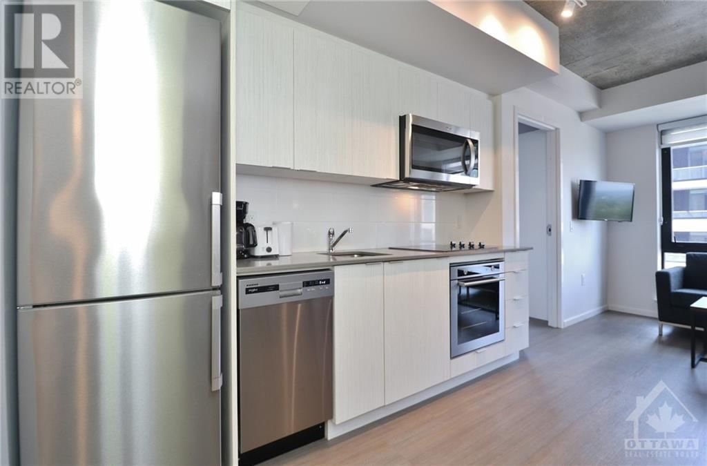 105 CHAMPAGNE AVENUE S UNIT#617 Image 6