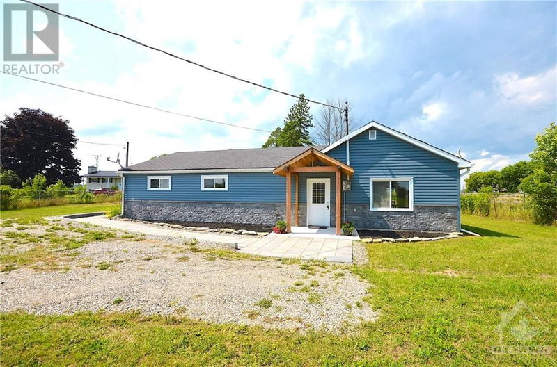 2300 HIGHWAY 43 COUNTY Road  Smiths Falls, K7A5B8 | Image 2