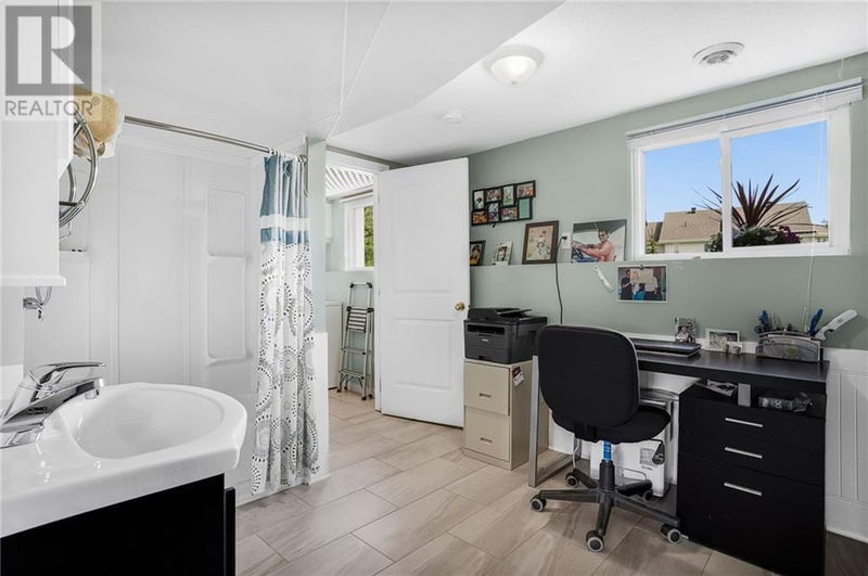 93 MONTPETIT Street  L'Orignal, K0B1K0 | Image 16