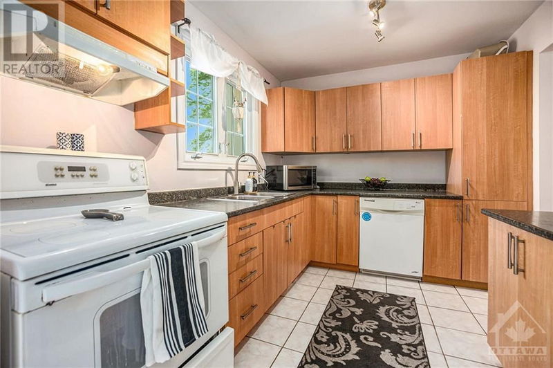 415 KINTYRE Private  Ottawa, K2C3M9 | Image 11