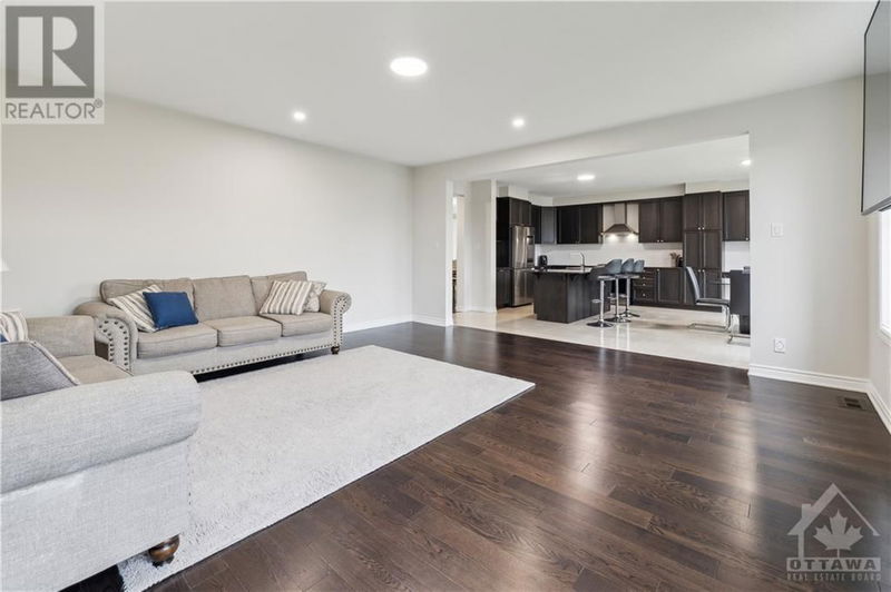 844 HENSLOW S Circle  Ottawa, K4A5H7 | Image 9