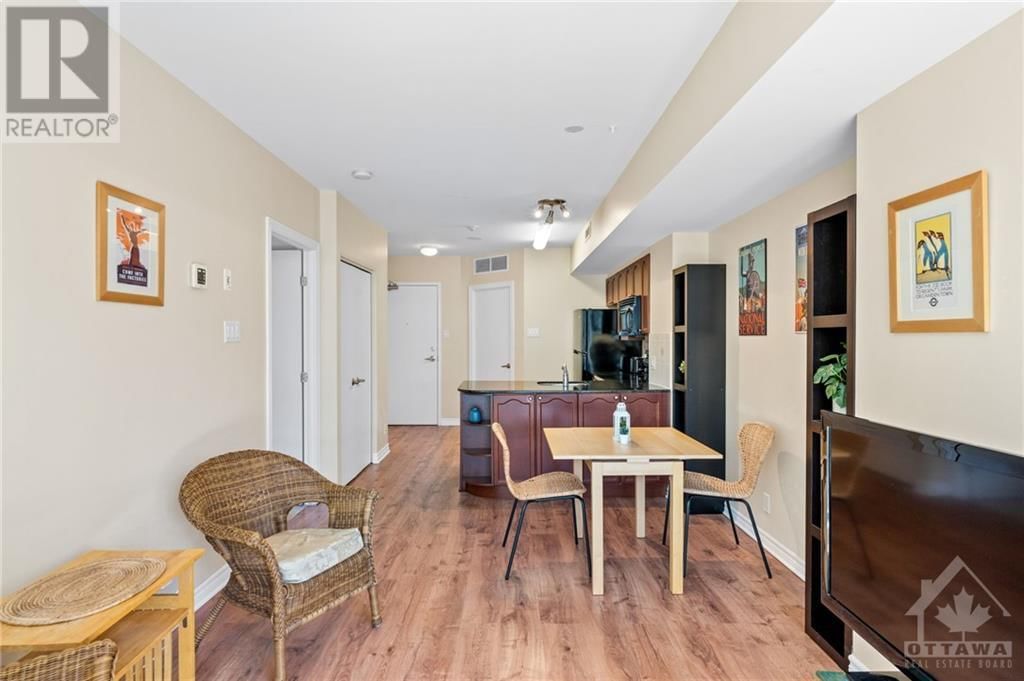 445 LAURIER AVENUE UNIT#303 Image 14