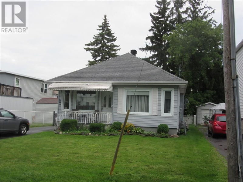 440 HILLCREST Avenue  Cornwall, K6H2P5 | Image 1