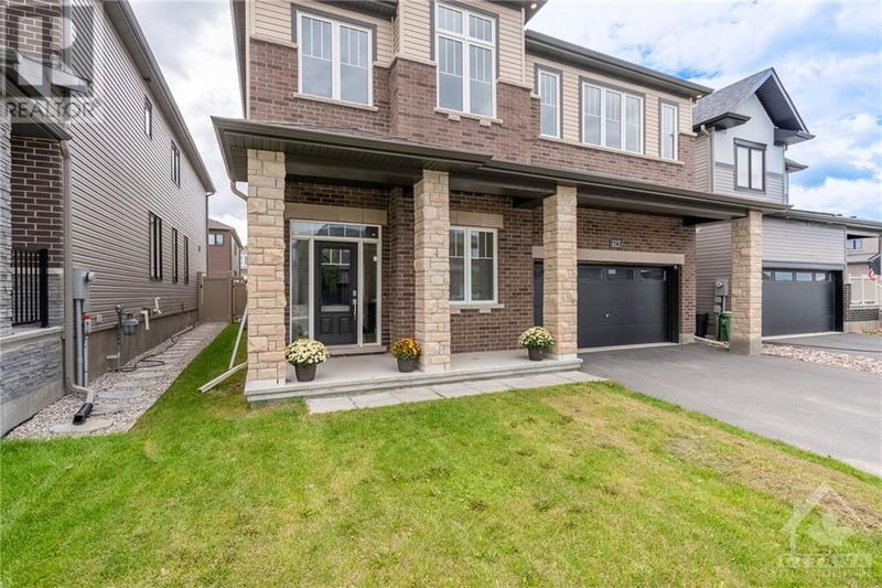 613 WINTERSET Road  Kanata, K2S1B9 | Image 2