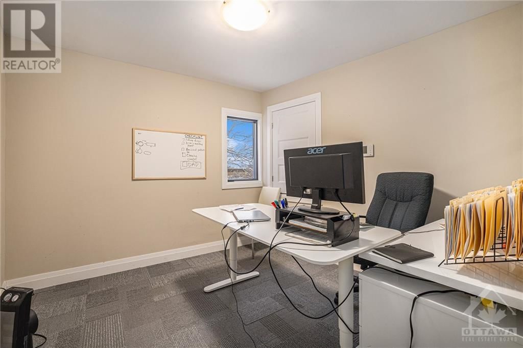 1877 MERIVALE ROAD UNIT#3G Image 9