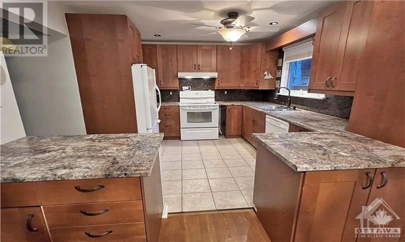 26 MELANIE Crescent  Ottawa, K2L2E5 | Image 10