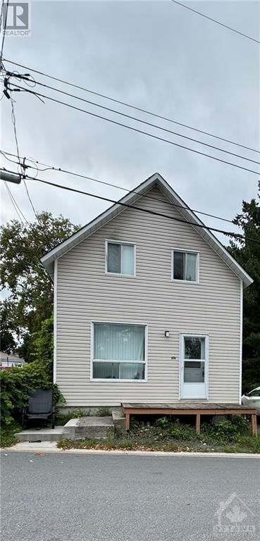 674 POULIOTTE Street  Rockland, K4K1E1 | Image 6