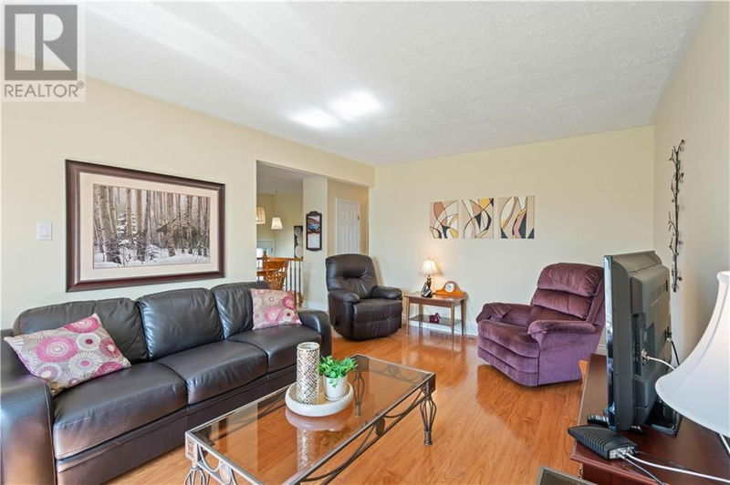 269 SUNNYSIDE Avenue  Cornwall, K6H3E5 | Image 3