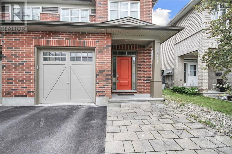 971 BUNCHBERRY Way  Ottawa, K1T0L6 | Image 2