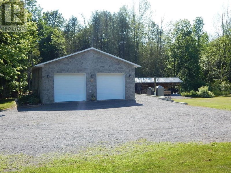 18536 KENYON CONCESSION 5 Road  Maxville, K0C1T0 | Image 2