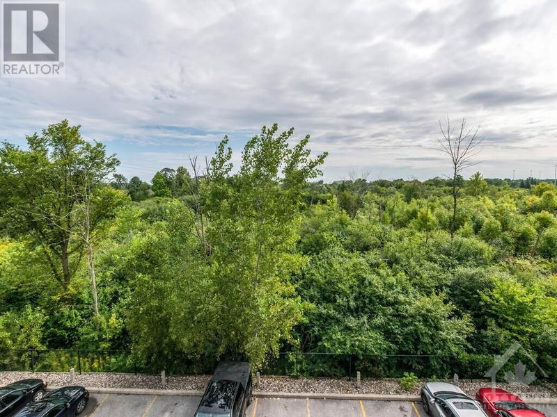  402 - 655 BEAUPARC Private  Ottawa, K1J0B6 | Image 21