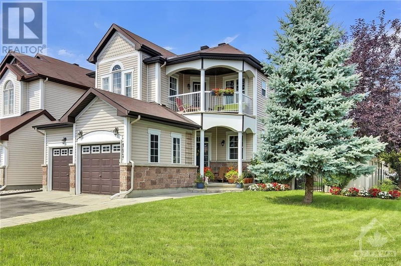 197 HILLPARK HIGH Street  Ottawa, K1W0B7 | Image 1