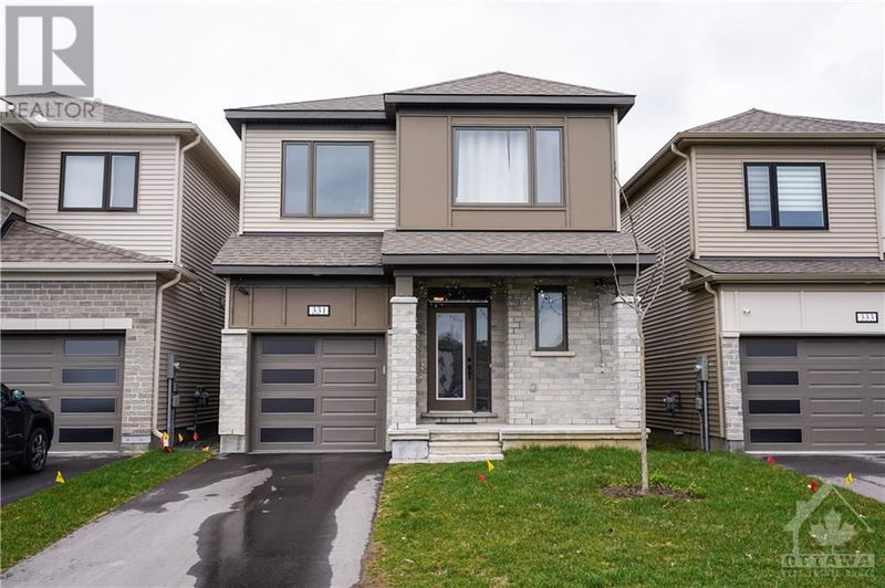 331 CROSSWAY Terrace  Ottawa, K2S2Z3 | Image 2