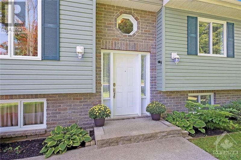 7244 MITCH OWENS Road  Ottawa, K4P1K8 | Image 2