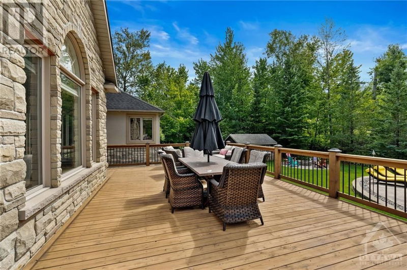 6144 KNIGHTS Drive  Manotick, K4M0A2 | Image 29