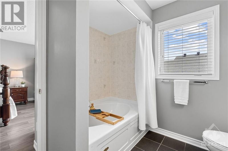 467 BEATRICE Drive  Ottawa, K2J4W9 | Image 21