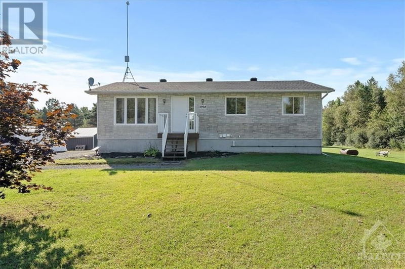 3992 DEVINE Road  Vars, K4B1S5 | Image 1