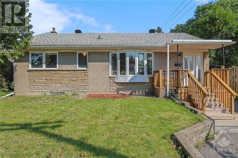 925 ELSETT Drive  Ottawa, K1G2S7 | Image 1