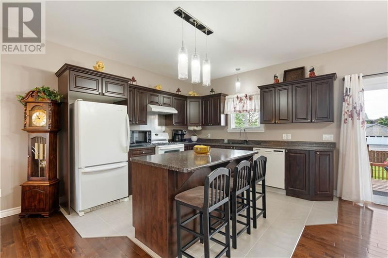 24 ABAGAIL Crescent  Long Sault, K0C1P0 | Image 5