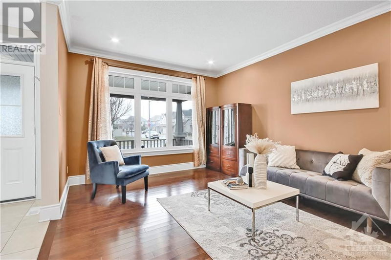 100 BRAMBLING Way  Ottawa, K2J5V3 | Image 3