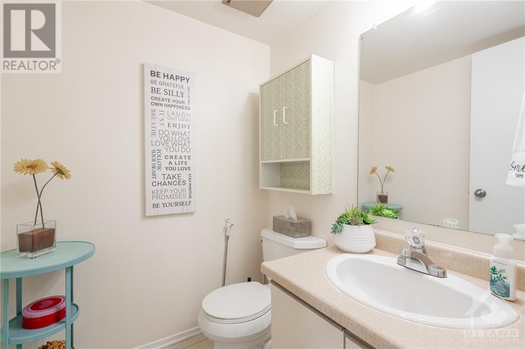 802 ST ANDRE DRIVE UNIT#48 B Image 16