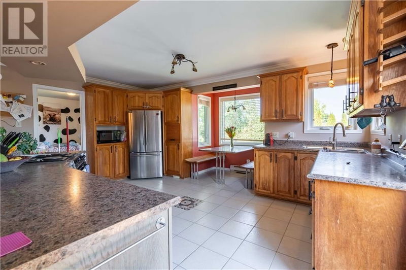 325 IVAN Crescent  Cornwall, K6H7C6 | Image 6