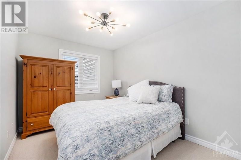 558 EDENWYLDE Drive  Ottawa, K2S2K5 | Image 16