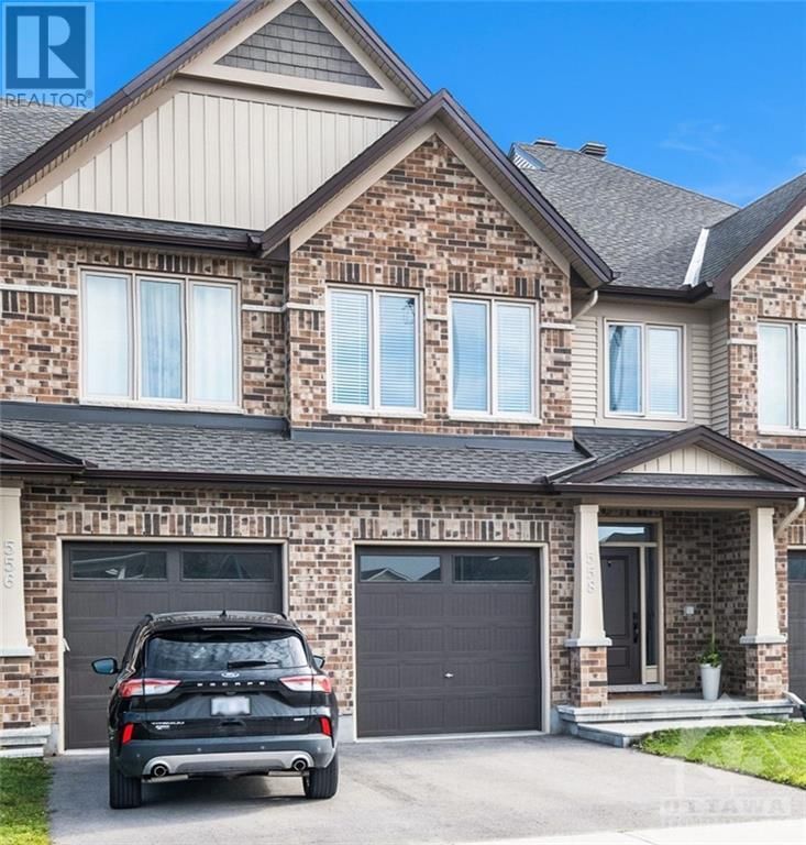 558 EDENWYLDE Drive  Ottawa, K2S2K5 | Image 2