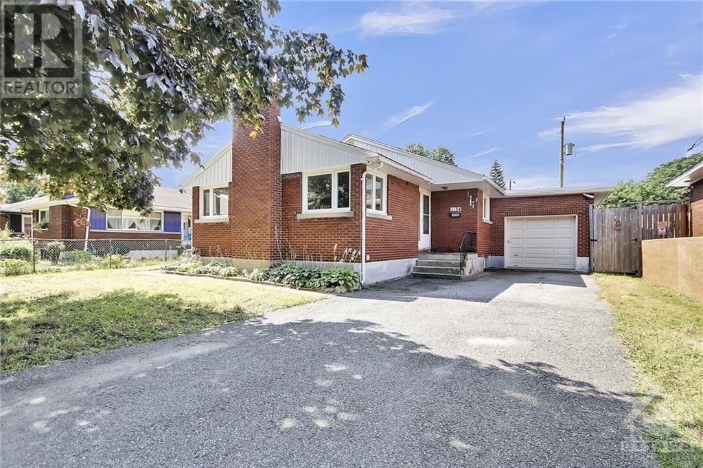 1134 WOODROFFE AVENUE Image 1