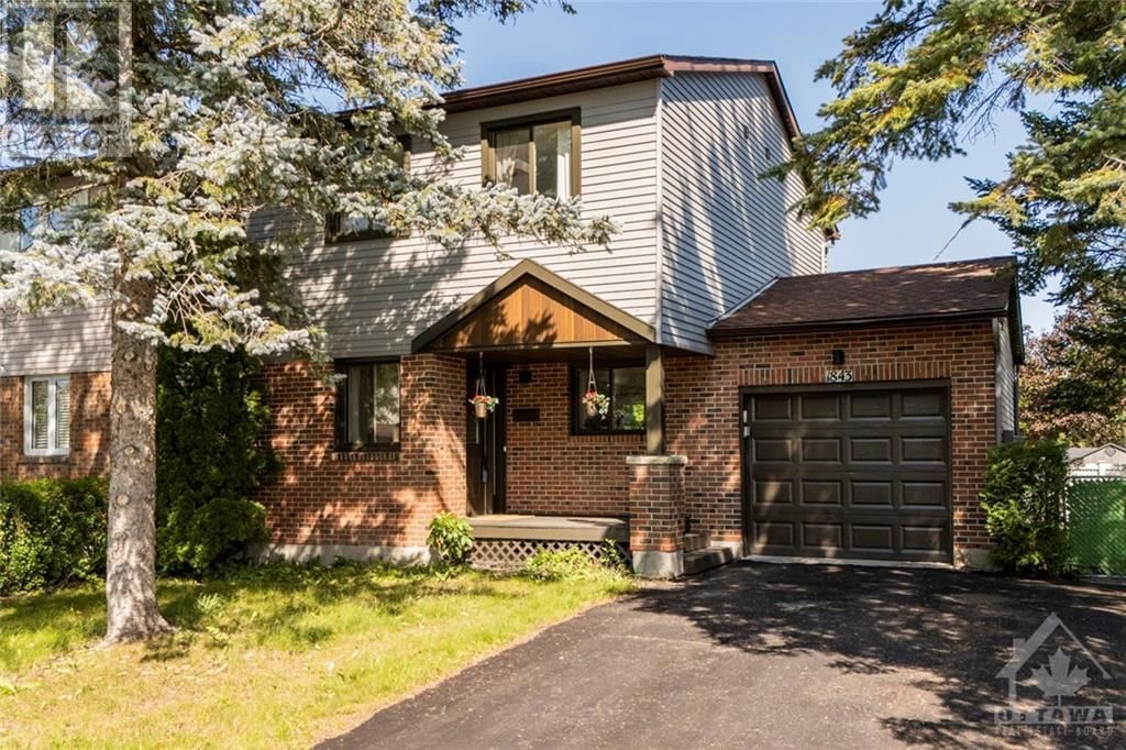 1843 SIMARD DRIVE Image 1